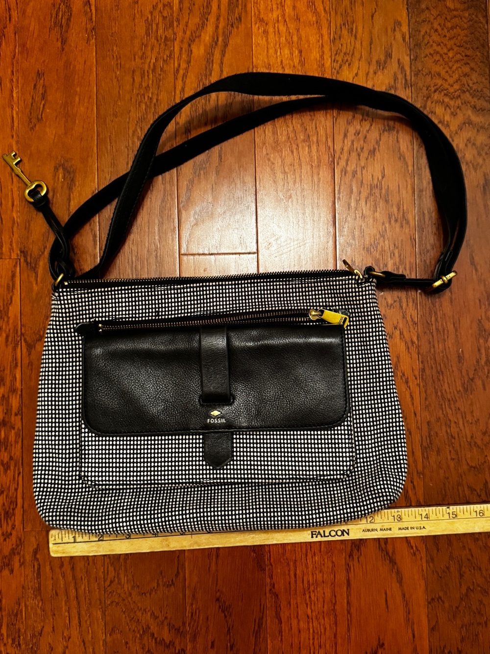 Fossil Black & White Houndstooth Tweed Crossbody with Front Leather Pocket - Picture 5 of 11